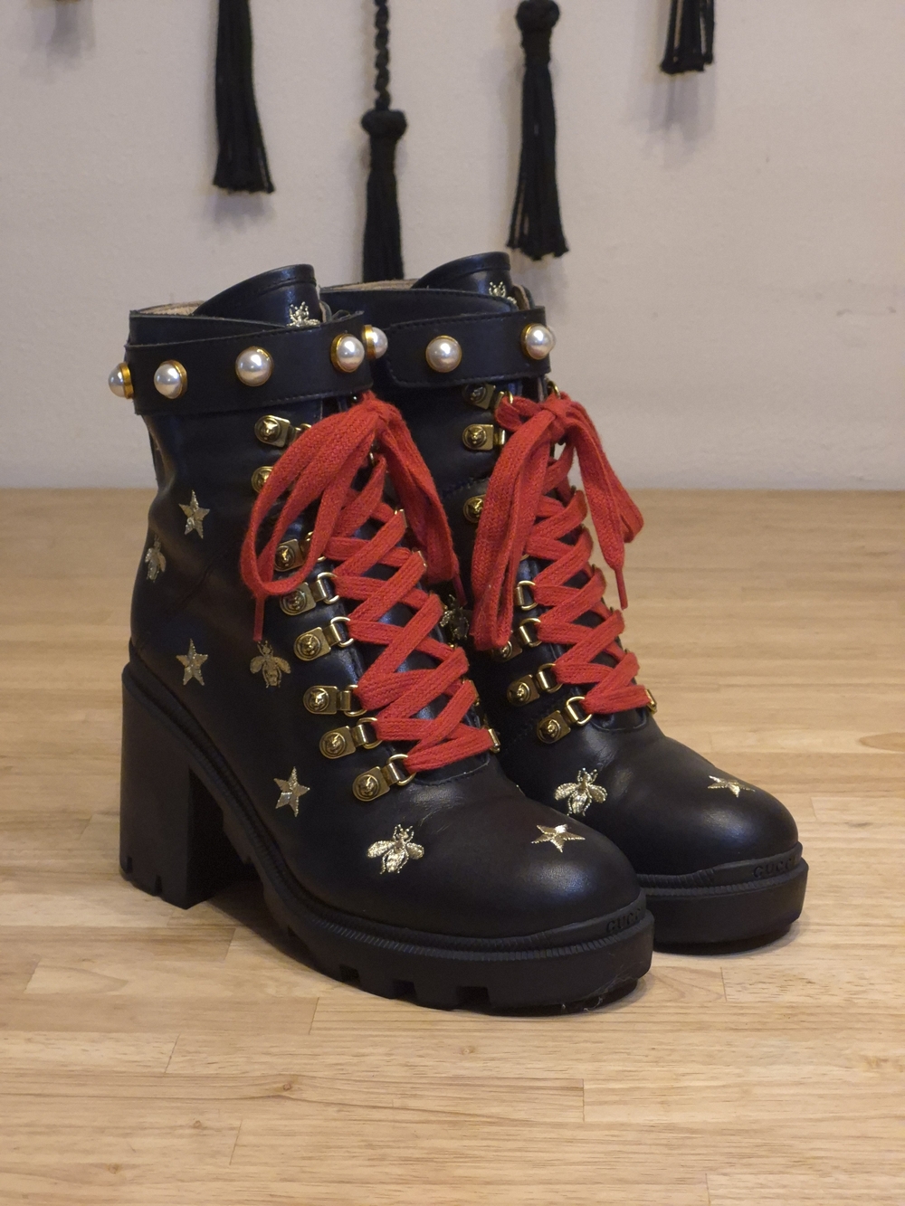 Gucci Platform Ankle Boots Bee Star Embroidered Leather Siz 39 Fits Approx 8-8.5